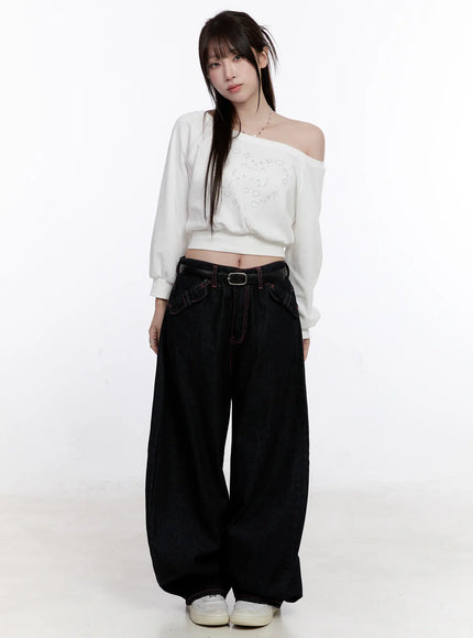 Cat Print Off-Shoulder Cropped Sweatshirt CO501