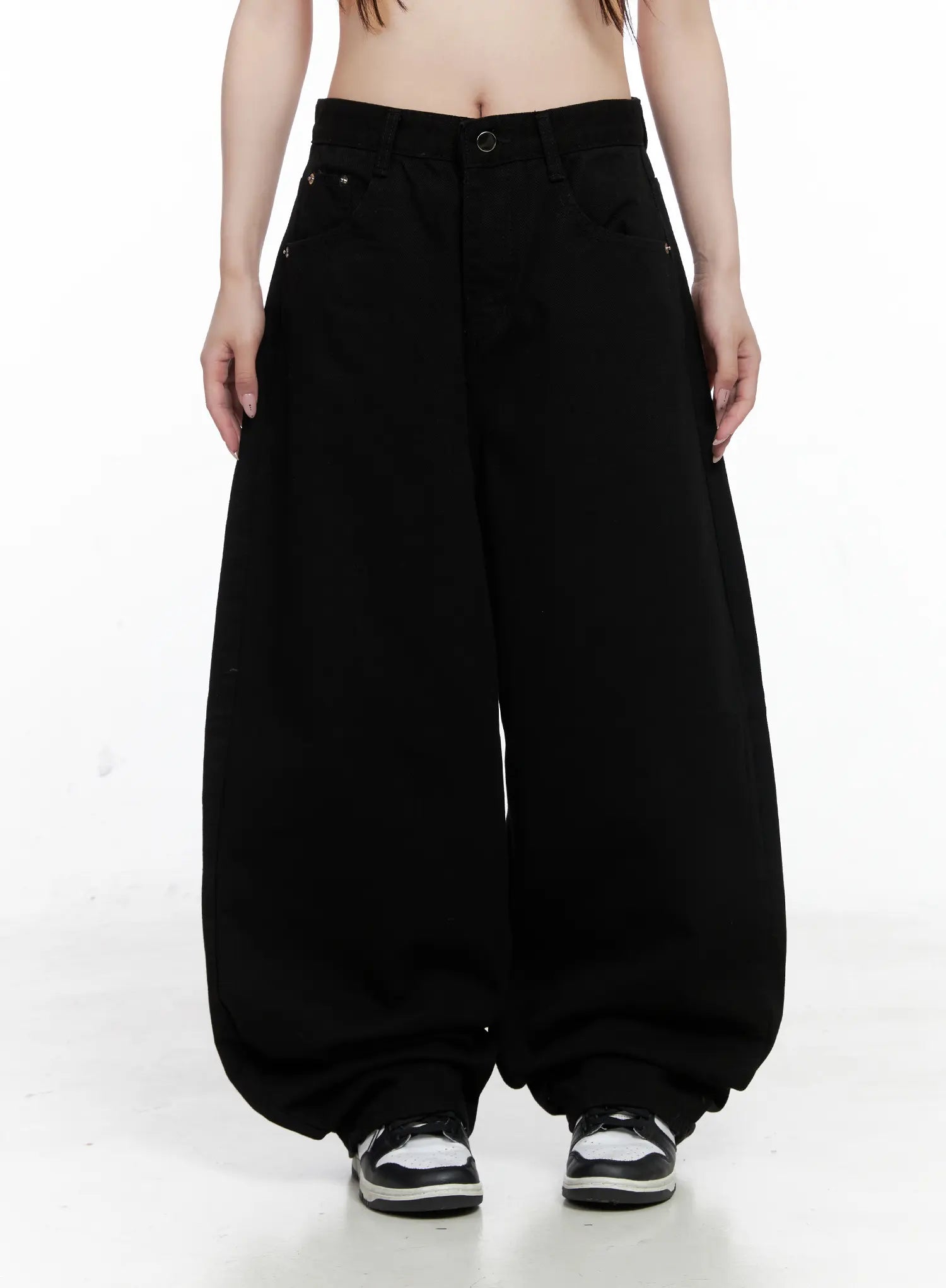 baggy-black-graphic-cotton-pants-co521