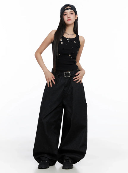 ribbed-eyelet-slim-fit-tank-top-is525