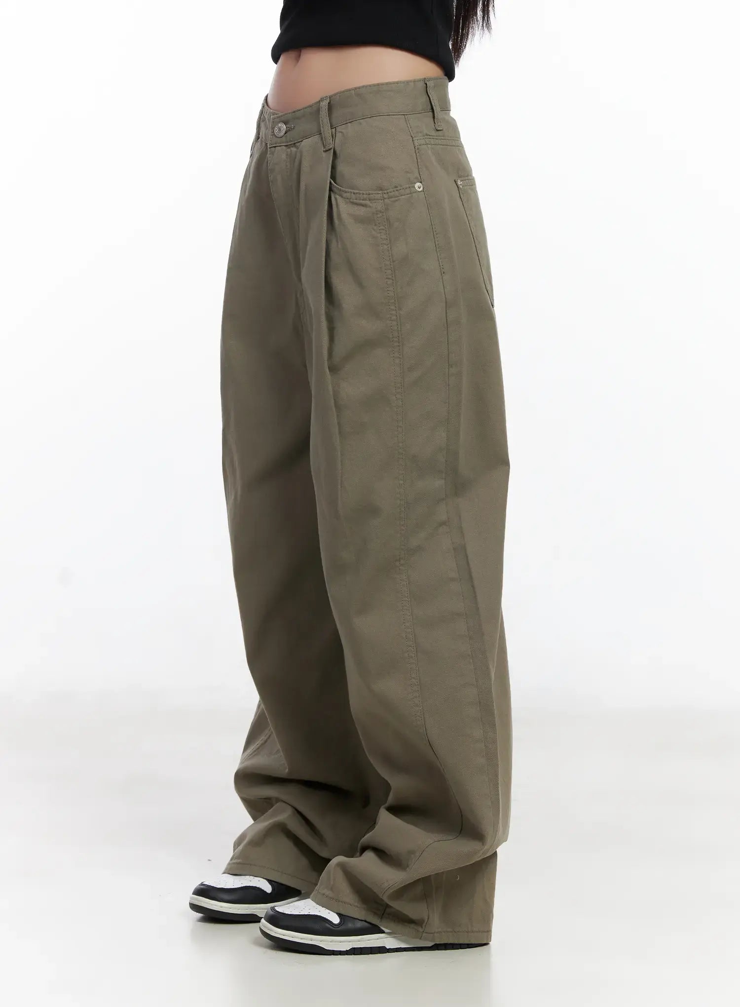 Pintuck Wide-Leg Pants CJ530