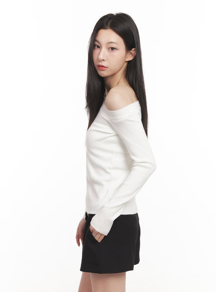 Elegant Off Shoulder Knit Top CN415