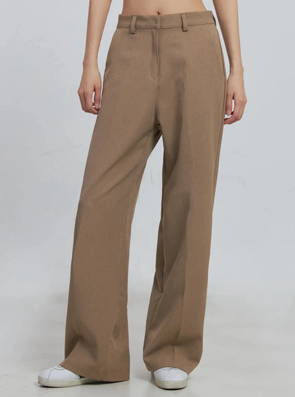 classic-wide-fit-slacks-beige-iu512