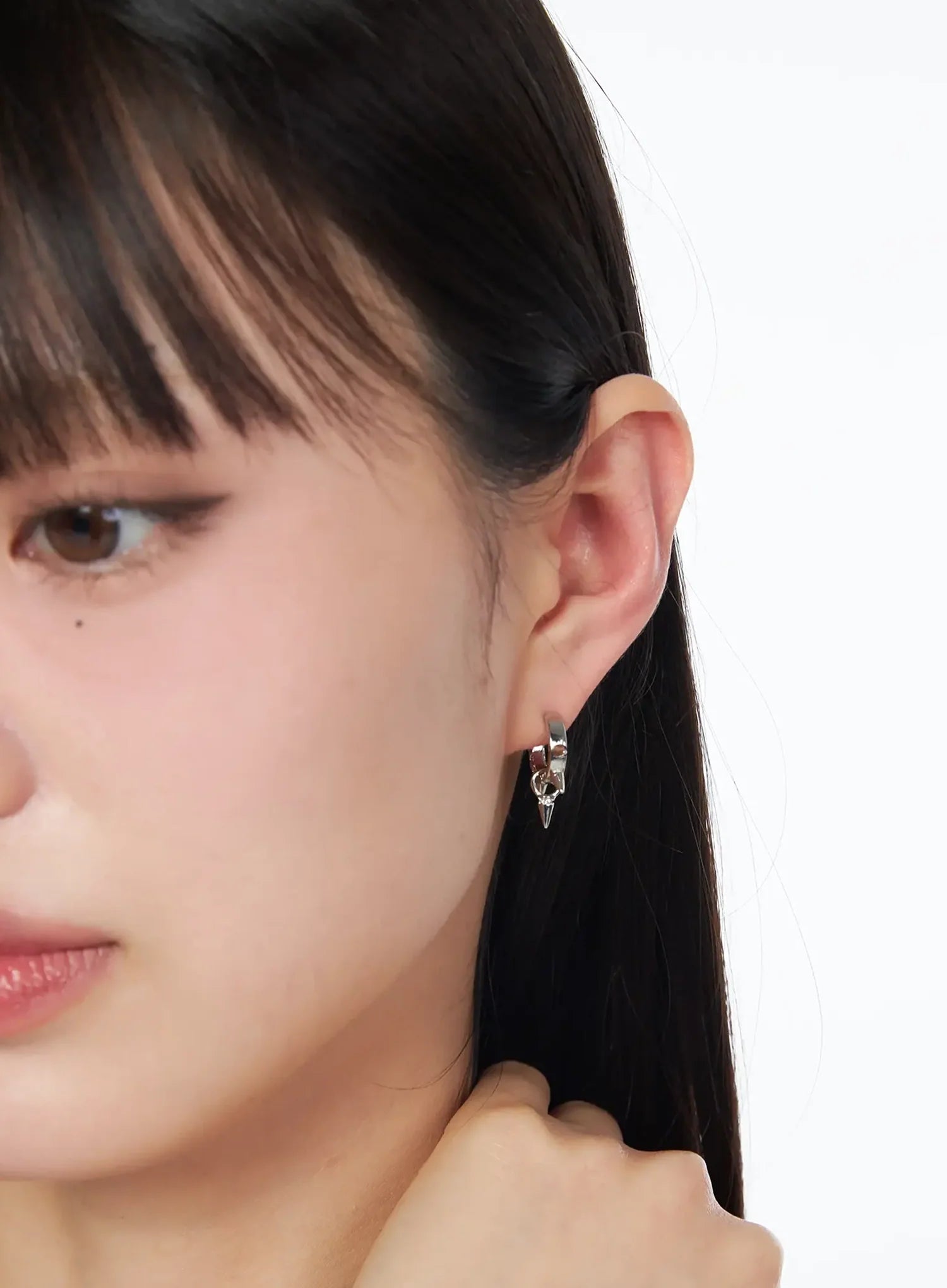 metallic-spike-hoop-earrings-iy520