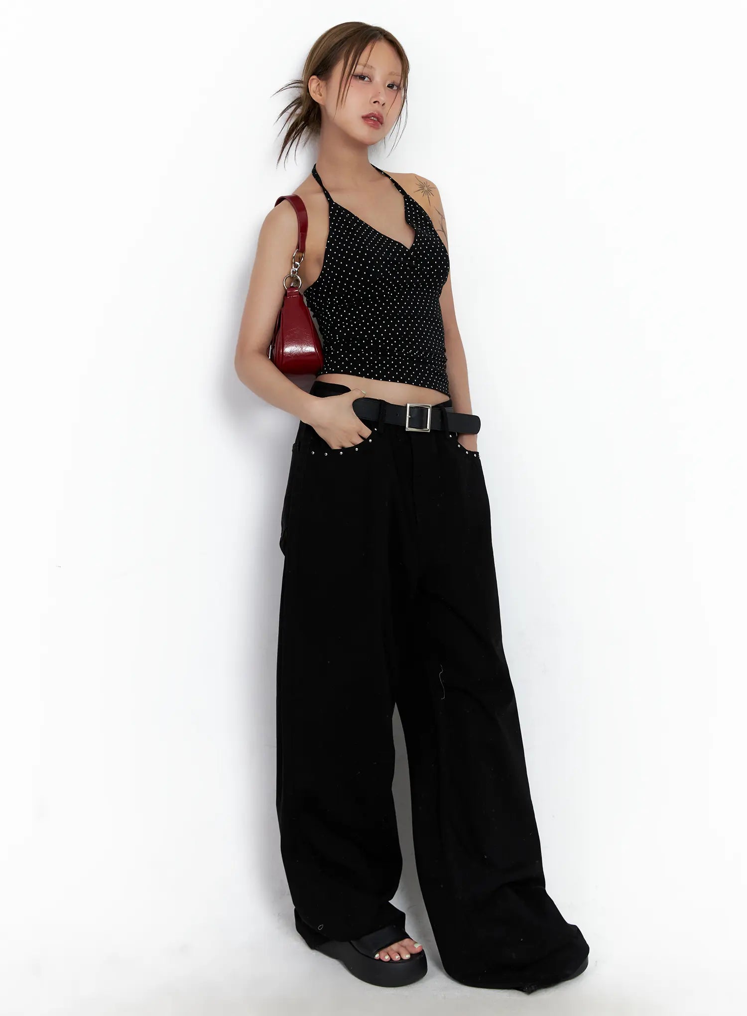 polka-dot-halter-v-neck-sleeveless-top-cl511