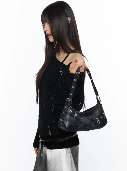 edgy-buckle-shoulder-bag-iy525