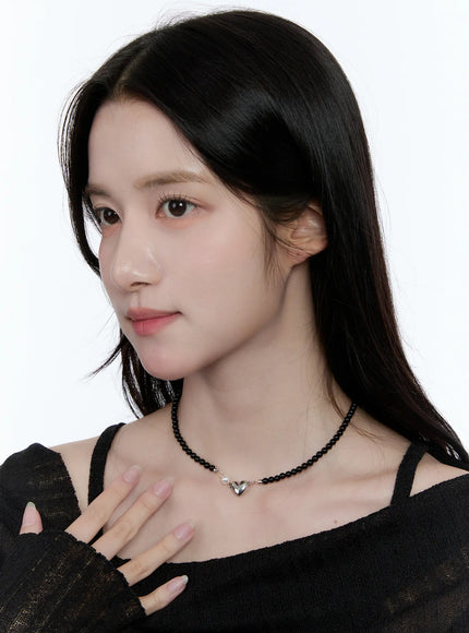 Locking Heart Magnetic Necklace CC0608