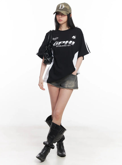 oversized-striped-graphic-tee-cu511