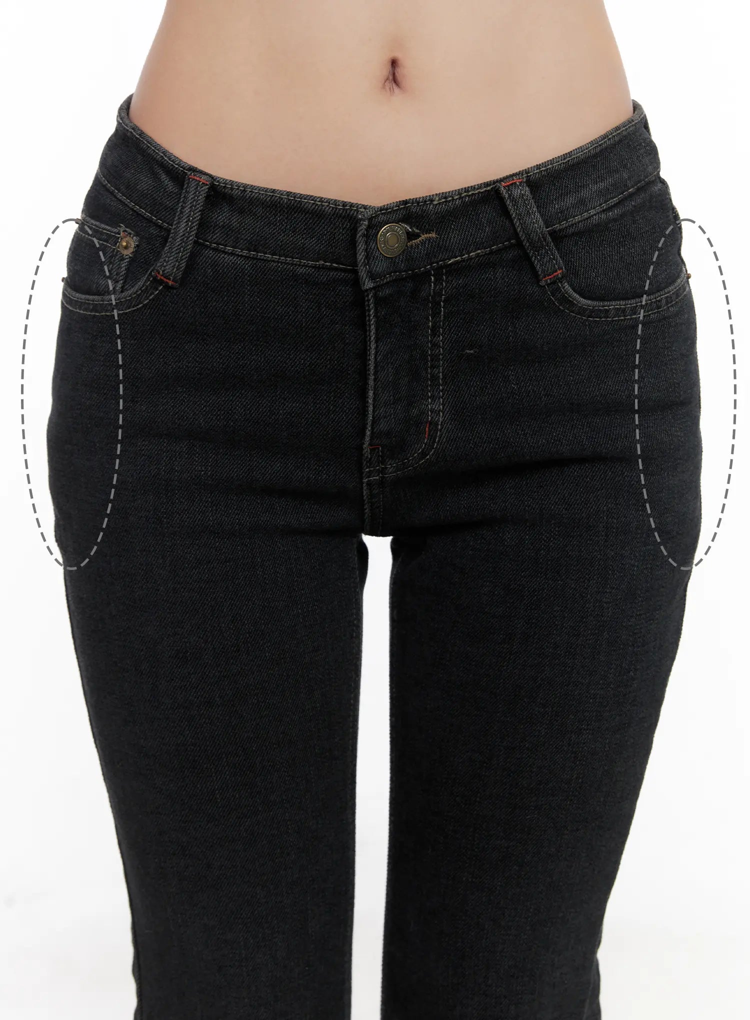 inaya-low-rise-flared-hip-pad-jeans-cn514