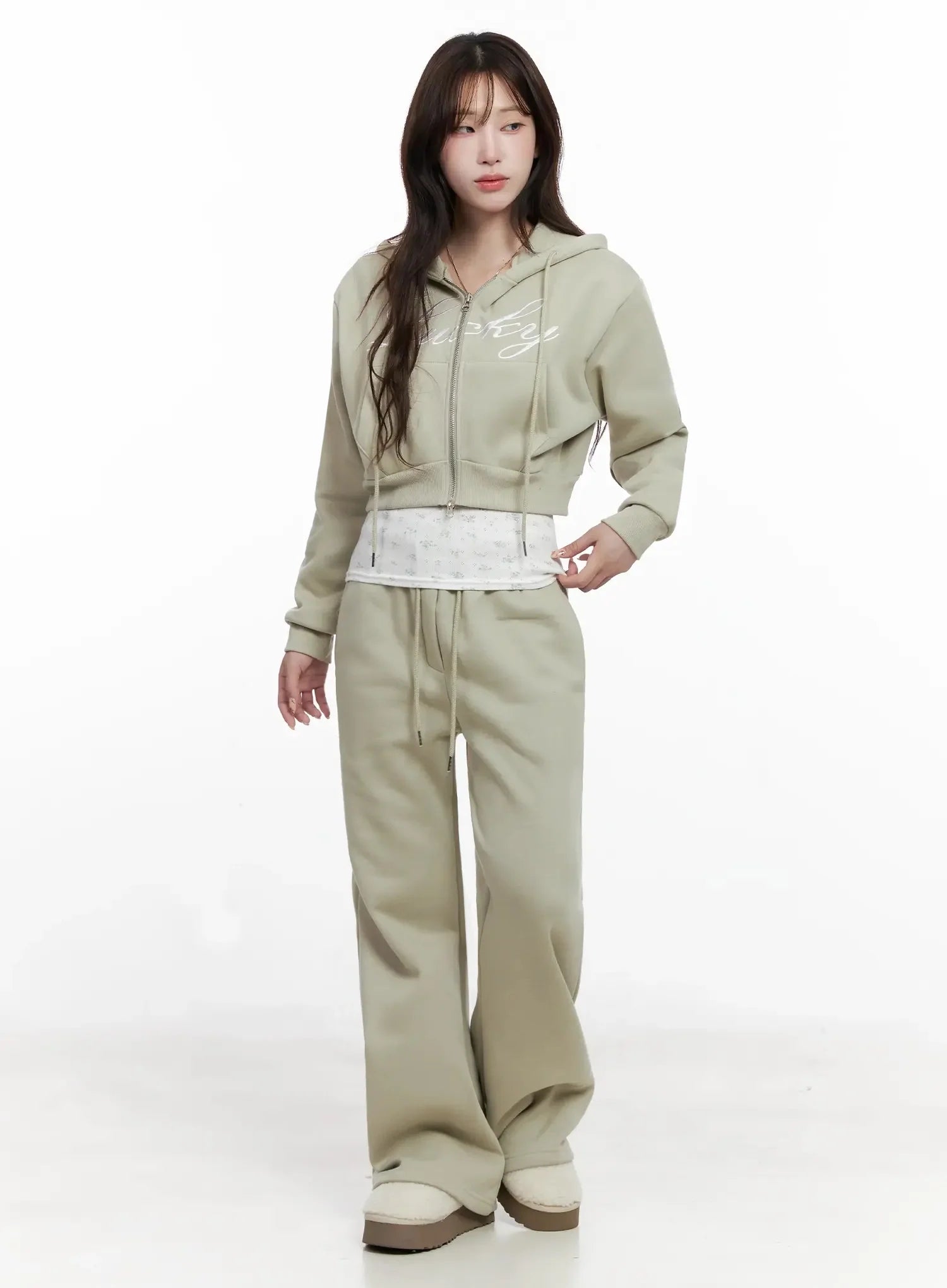 lucky-fleece-wide-leg-sweatpants-in514