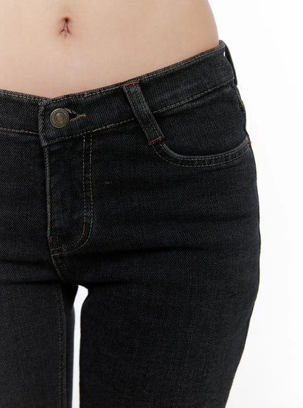 inaya-low-rise-flared-hip-pad-jeans-cn514