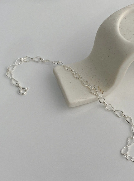 mccullers-infinity-link-bracelet-iu506