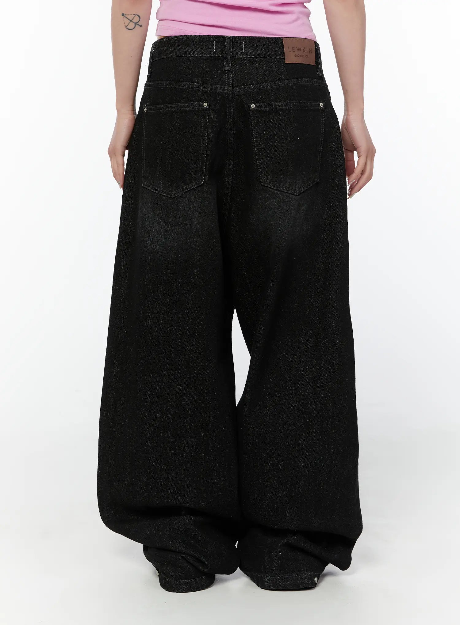 jax-snap-button-dark-wash-wide-leg-jeans-iy514