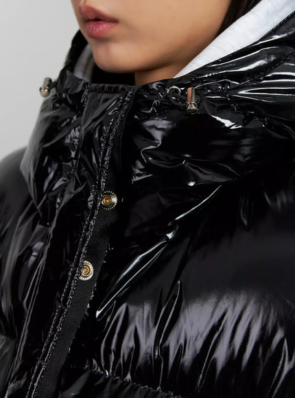 glossy-hooded-puffer-jacket-ij502