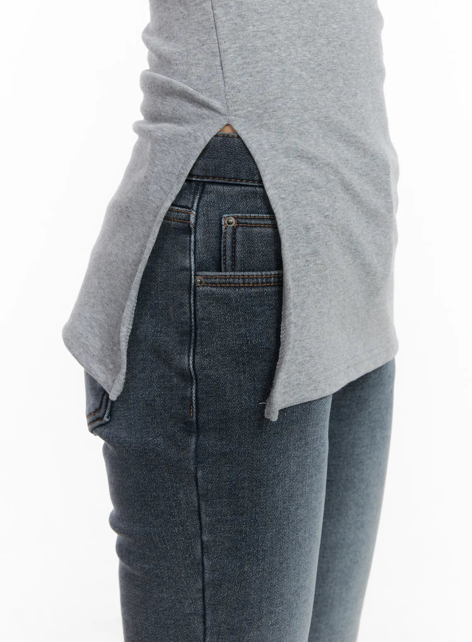 Off-Shoulder Slit Long Sleeve Top CD509