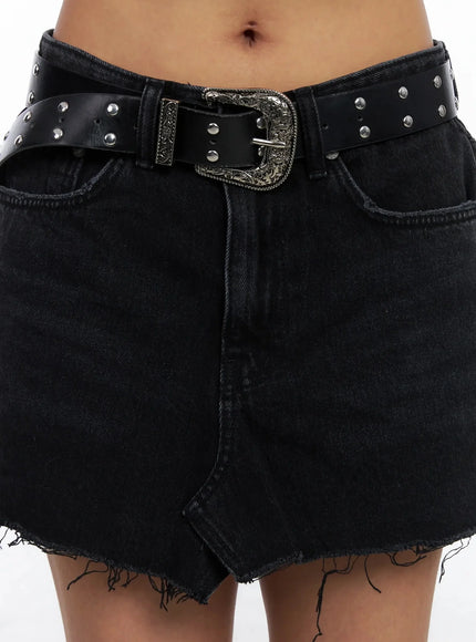 distressed-denim-mini-skirt-in528