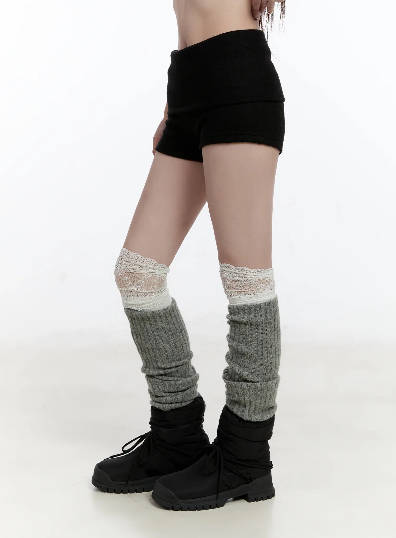 foldover-fleece-lined-shorts-cn525