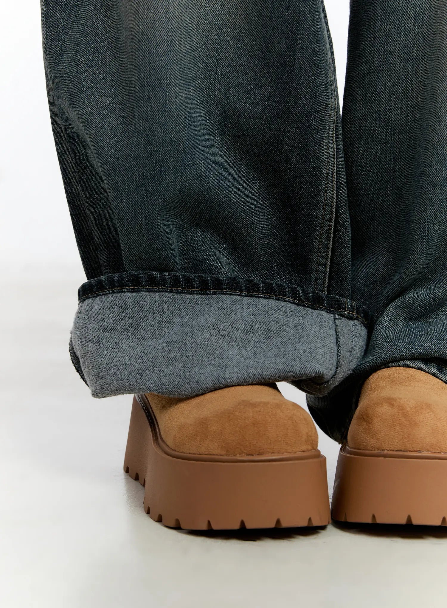 zelda-fleece-lined-wide-leg-jeans-cn525