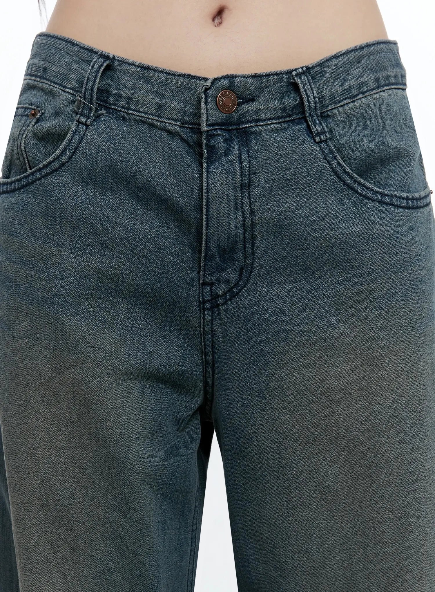 rayna-mid-wash-wide-fit-jeans-io527