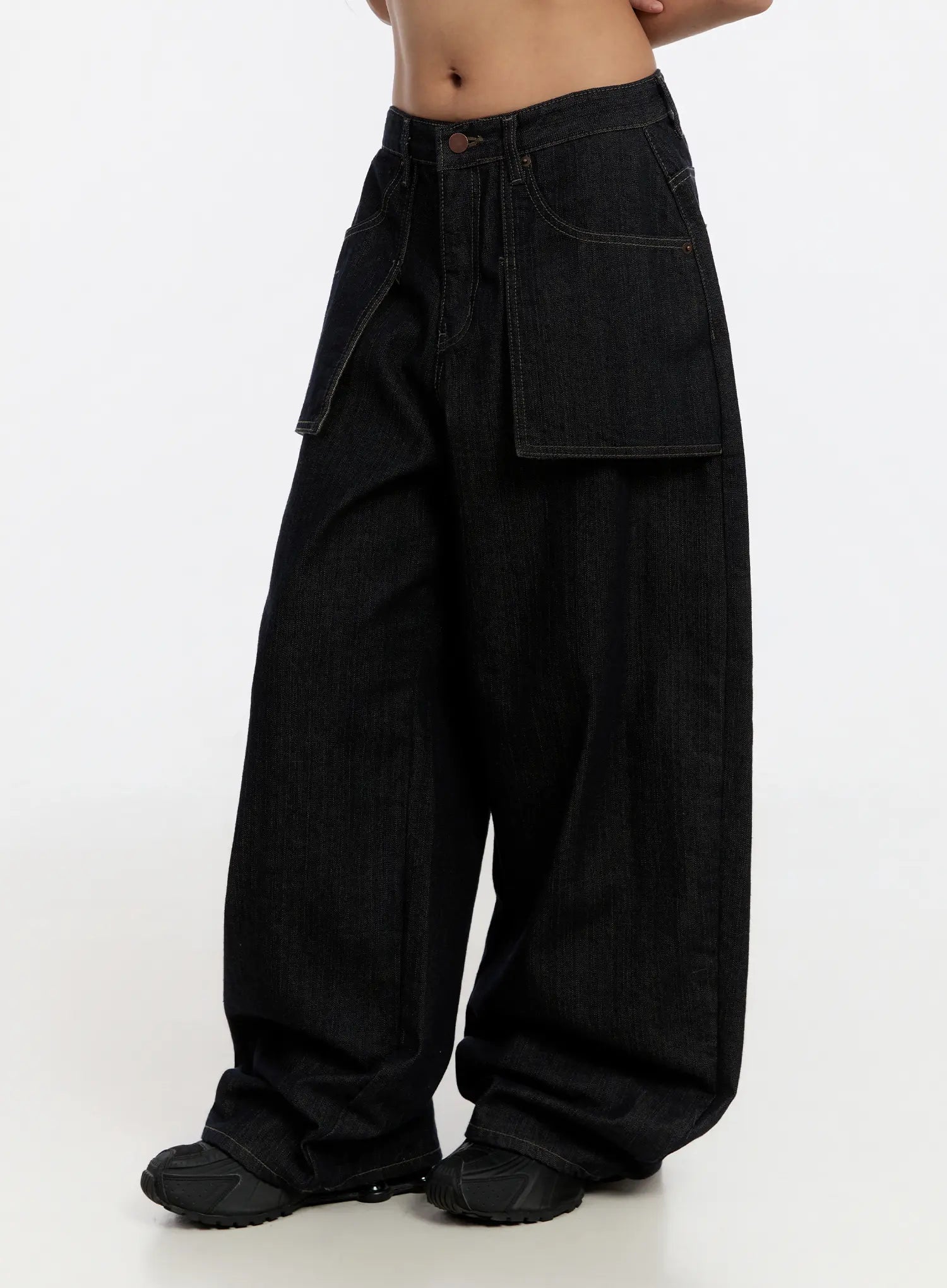 momo-non-fade-pocket-wide-jeans-cn527