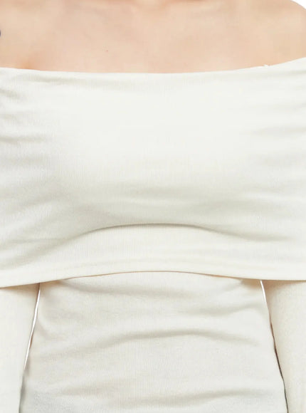 slim-off-shoulder-long-sleeve-tee-in528