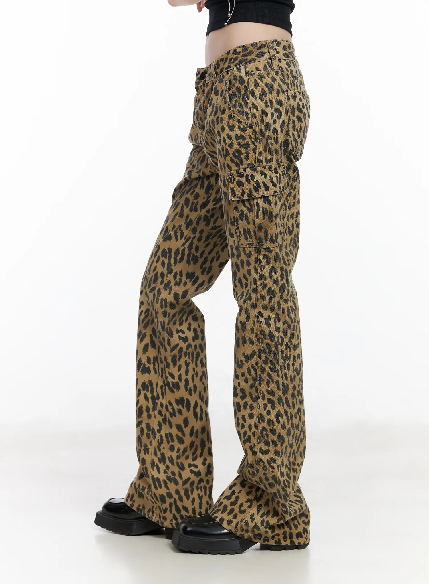 animal-print-bootcut-pants-cm526