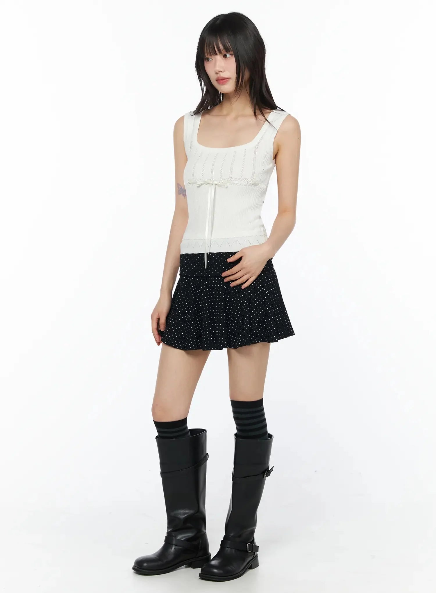 ribbon-knit-sleeveless-top-iy525