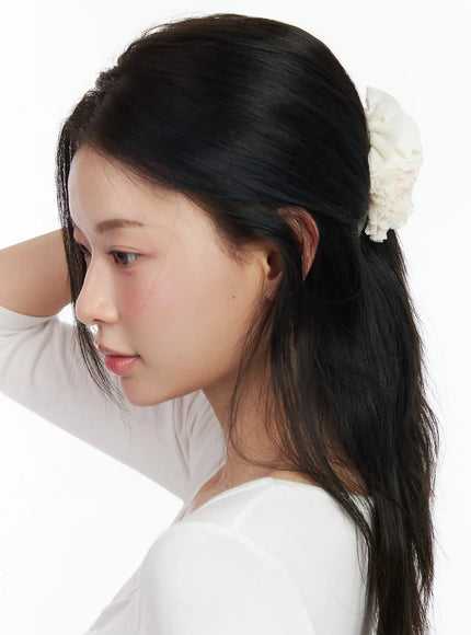 Rose Claw Hair Clip with Lace Detail CM519