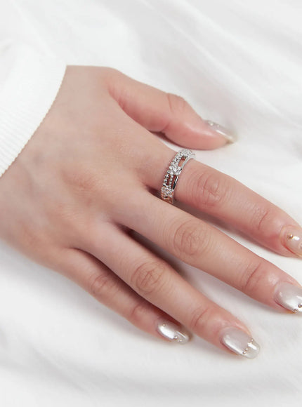 adjustable-triple-row-star-ring-cf525