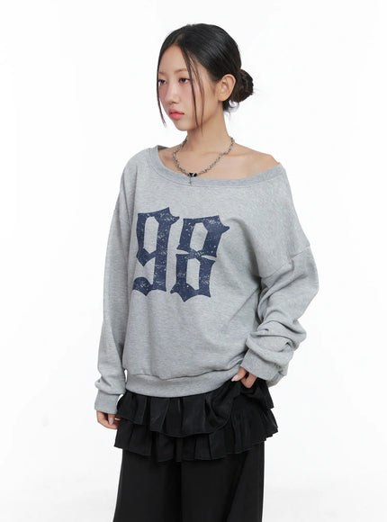 98 Graphic Off-Shoulder Sweatshirt CS502