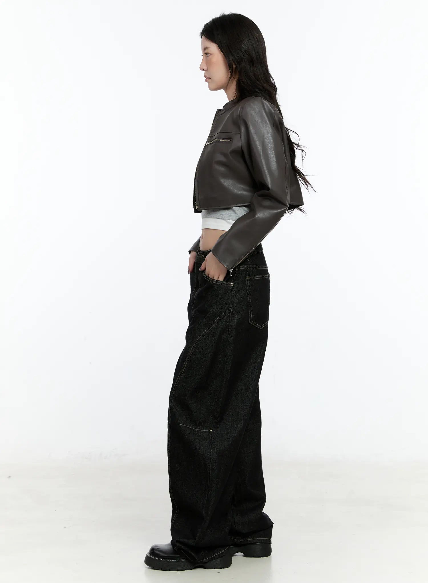 cropped-hooded-puffer-jacket-cn517