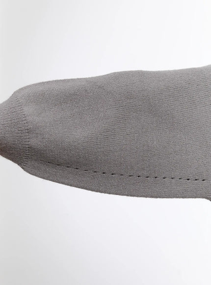 casual-loose-fit-long-sleeve-sweater-co501