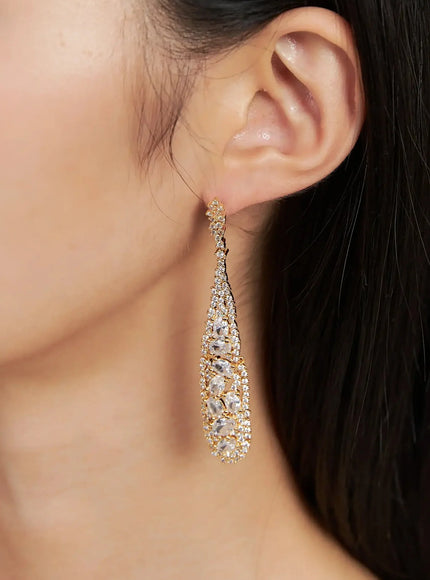 elegant-teardrop-earrings-is515