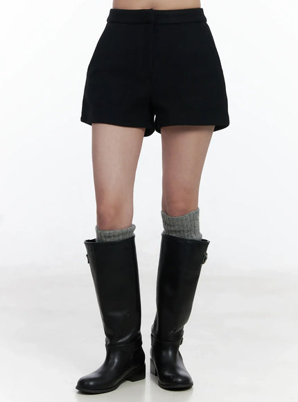 Fleece-Lined Pocket Shorts IJ529