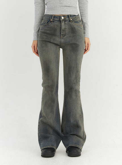 slim-fit-flare-jeans-cn303