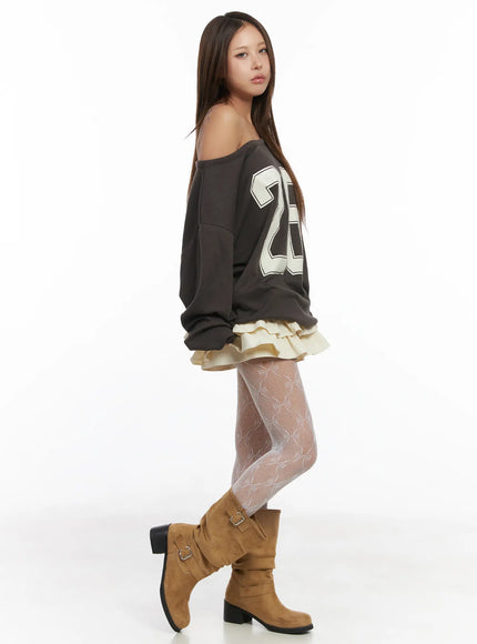 off-shoulder-loose-fit-sweatshirt-cj513