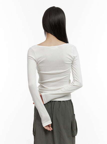 basic-u-neck-long-sleeve-top-co410