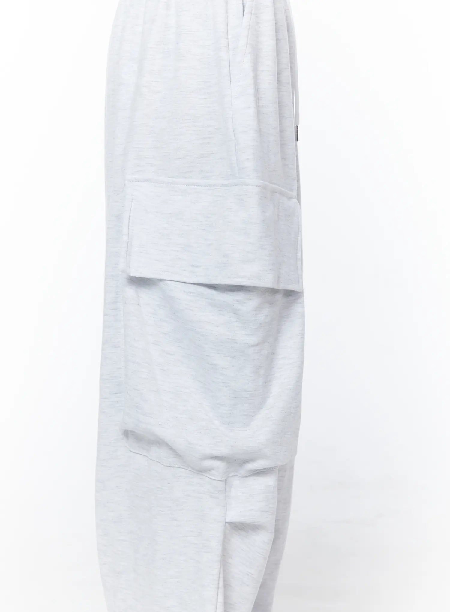 wide-leg-cargo-sweatpants-cy527