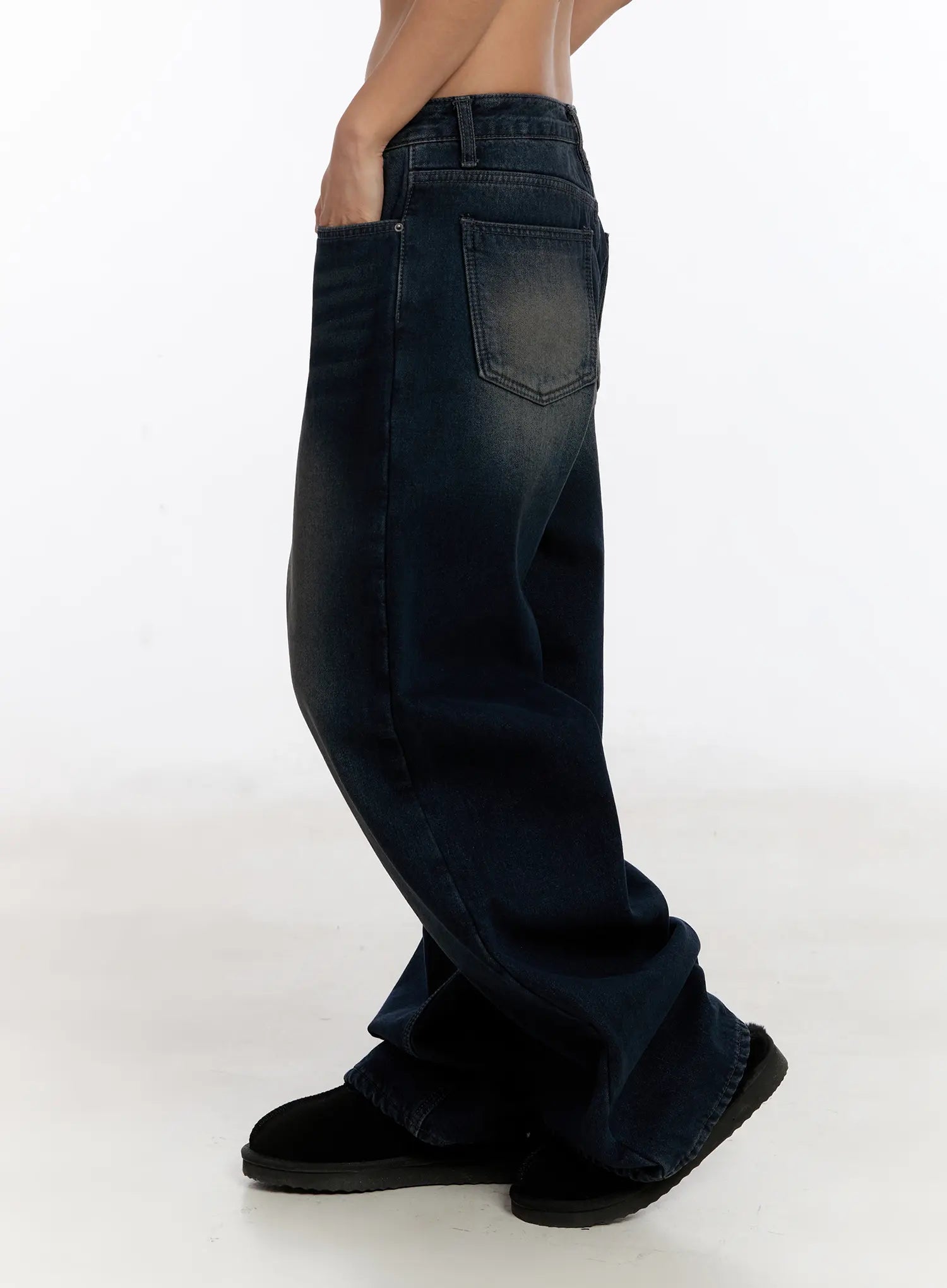 Auro Fleece-lined Wide Leg Jeans CN527