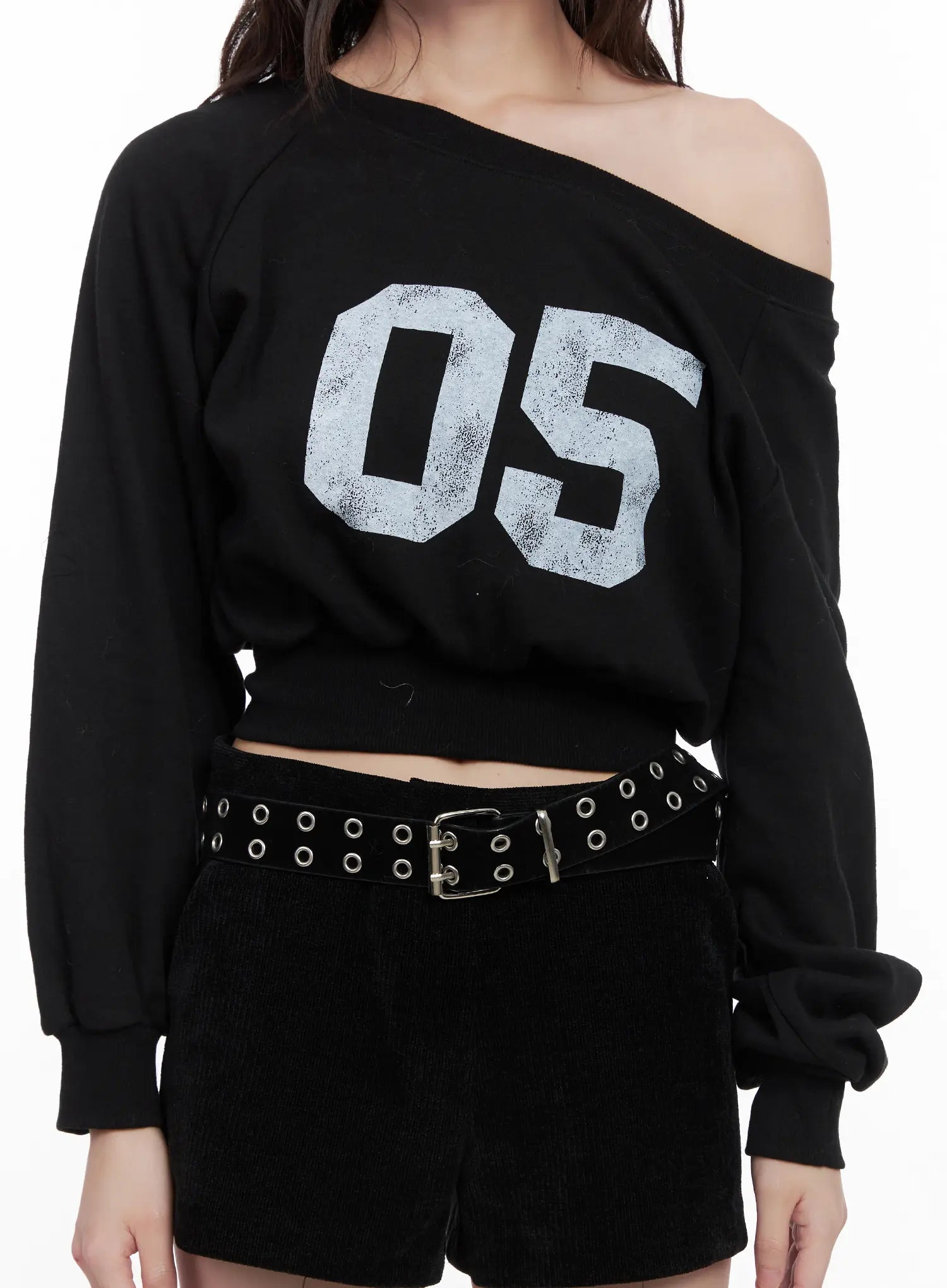 Off-Shoulder Crop Sweatshirt CN510