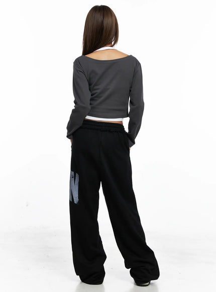 side-graphic-wide-leg-sweatpants-co510