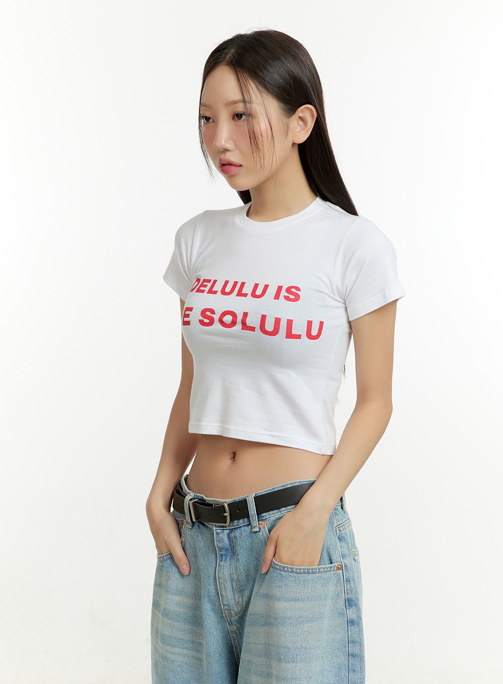 delulu-is-solulu-crop-top-cu428