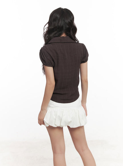 shirred-checkered-crop-collared-shirt-ca521