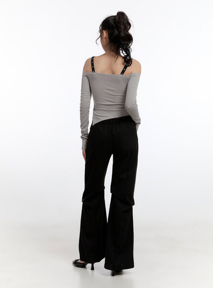 eyelit-strap-off-shoulder-crop-top-cn421