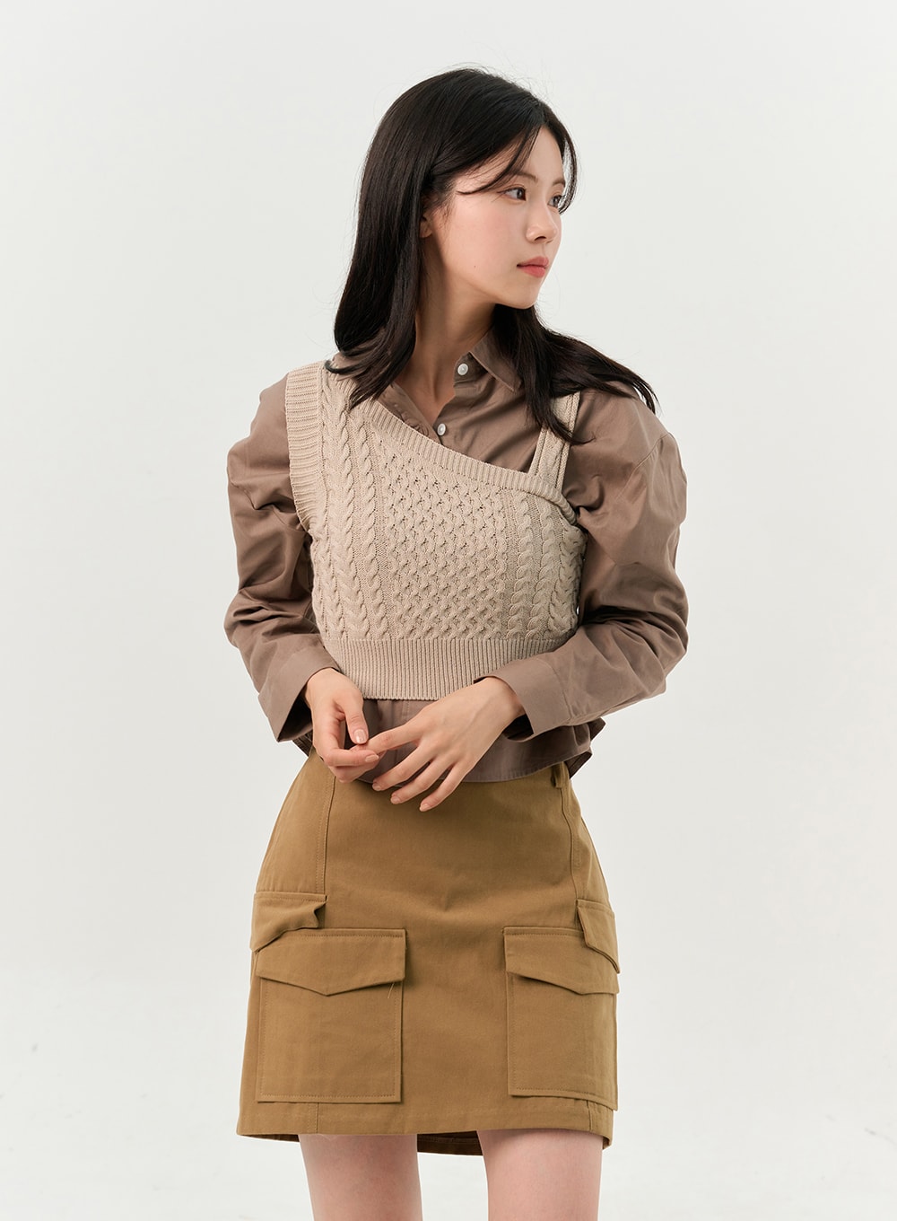 cable-knit-sleeveless-vest-oo325