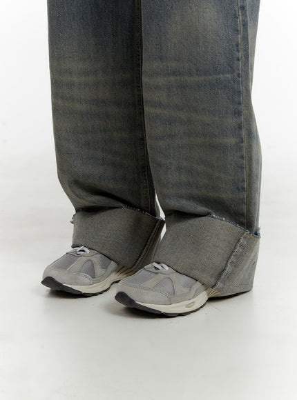 washed-straight-leg-roll-up-jeans-ca401