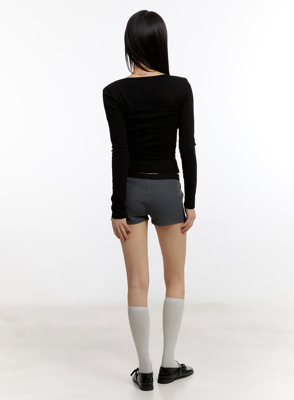 low-rise-buttoned-cotton-shorts-ca508