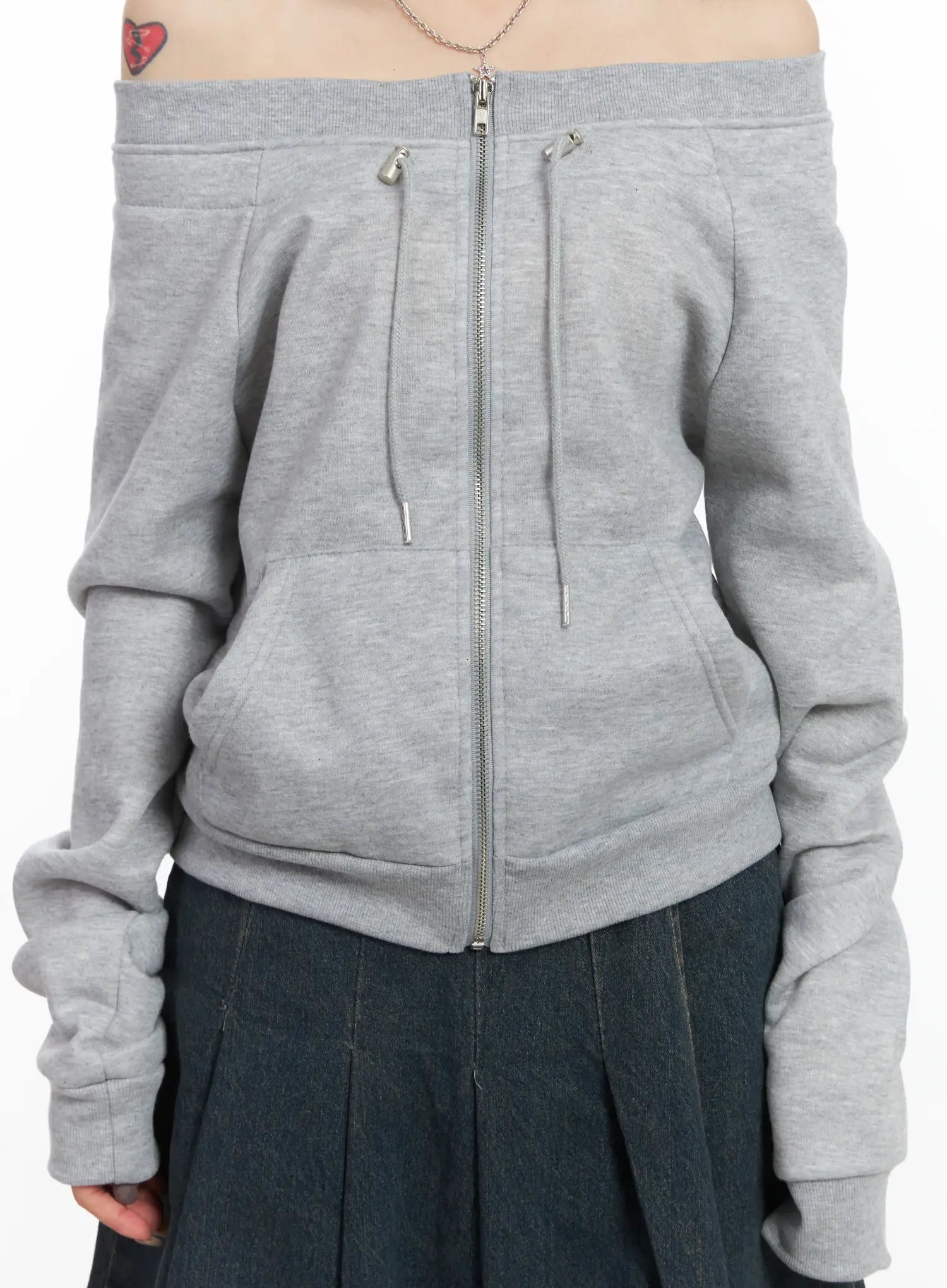 off-shoulder-zip-up-sweatshirt-cn528