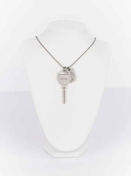 key-charm-necklace-in514