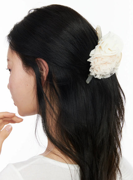 Rose Claw Hair Clip with Lace Detail CM519