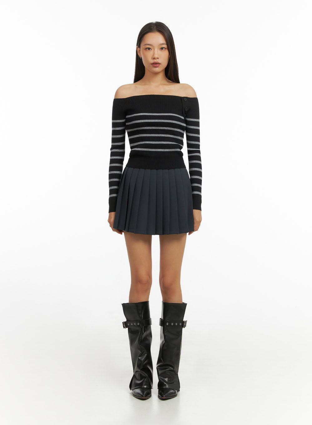 pleated-bliss-mini-skirt-io409